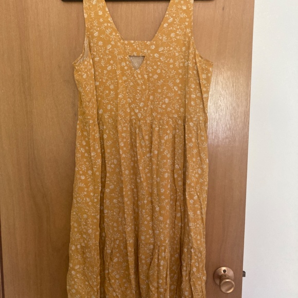 Floral Reitmans Signature Dress - Picture 2 of 3